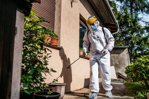 Best Wildlife Control Services  in Newton, KS